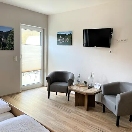 בית הארחה Beilsteiner Gaestehaus בילשטיין