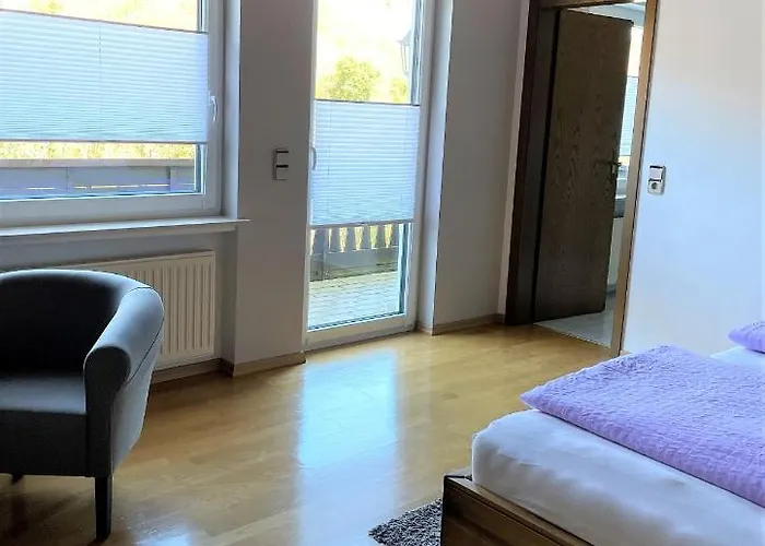 Πανσιόν Beilsteiner Gaestehaus 3*