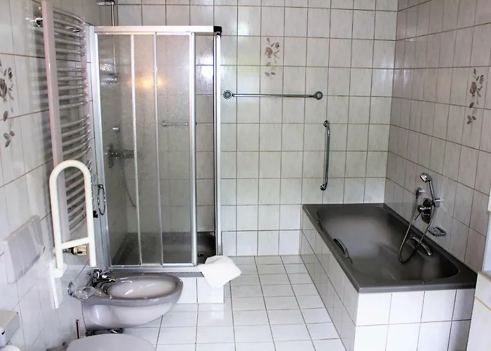 Πανσιόν Beilsteiner Gaestehaus 3*