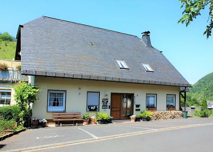 Πανσιόν Beilsteiner Gaestehaus 3*